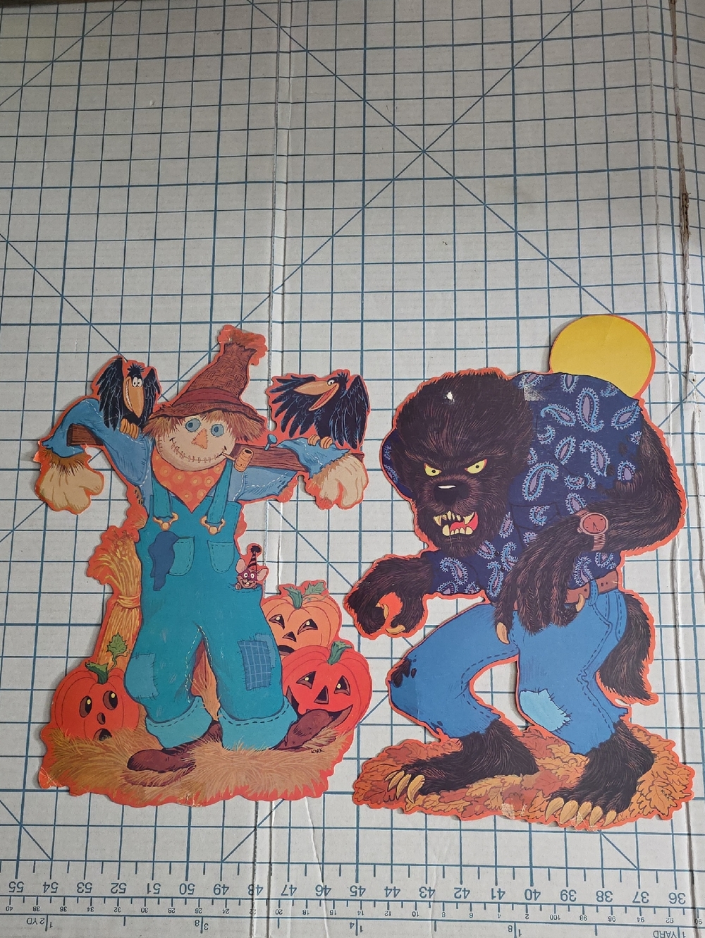 Set of 2 Vintage Halloween Die Cuts Cardboard Scarecrow And Werewolf, KIRK